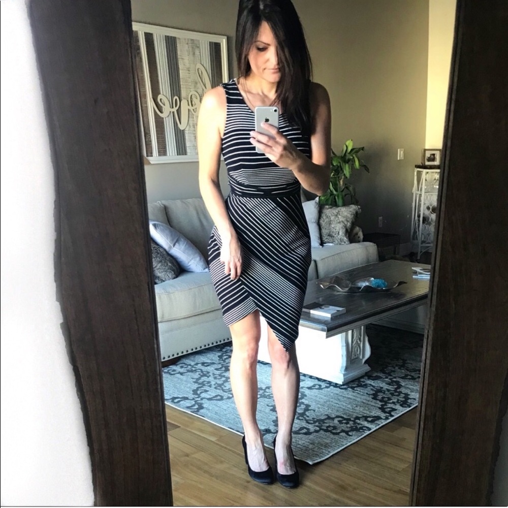 NWOT White House Black Market Dress